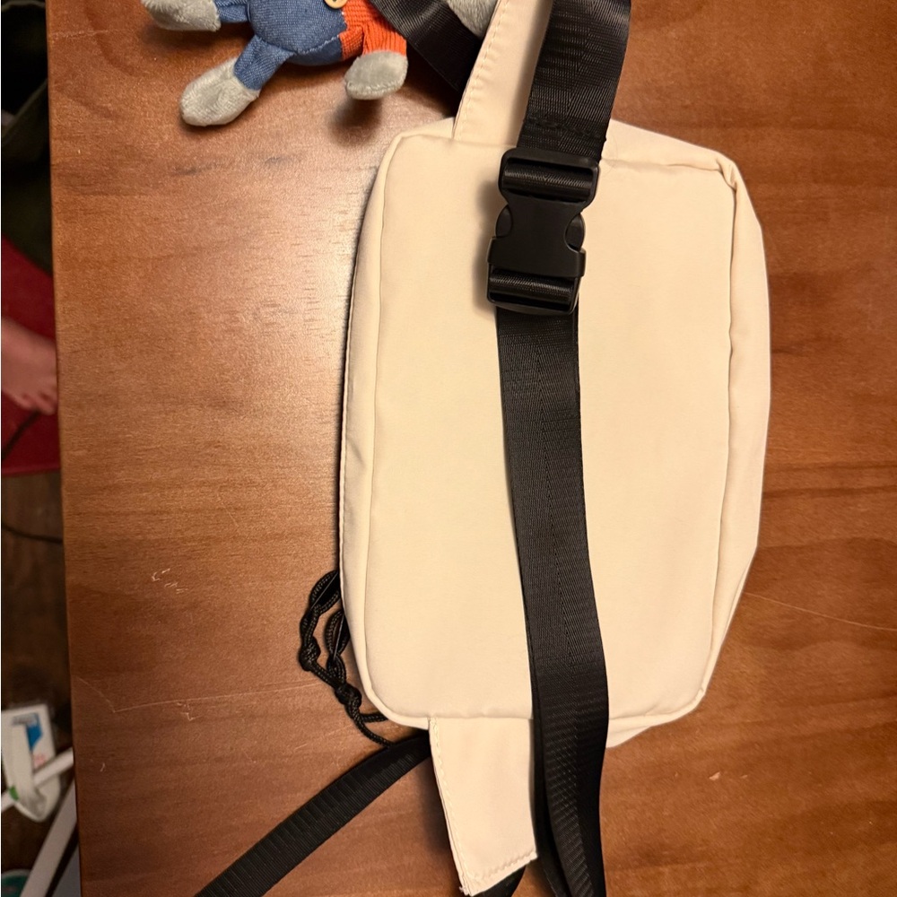 Multicolor Crossbody Bag with Toy - Picture 5 of 5
